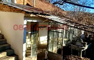 Къща във Велико Търново, с. Козловец