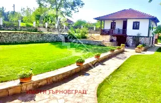 Къща във Велико Търново, с. Куцина