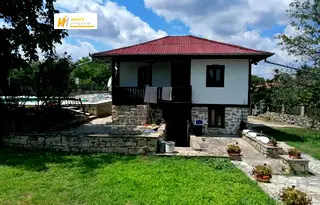Къща във Велико Търново, с. Куцина
