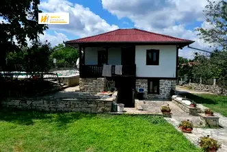 Къща във Велико Търново, с. Куцина
