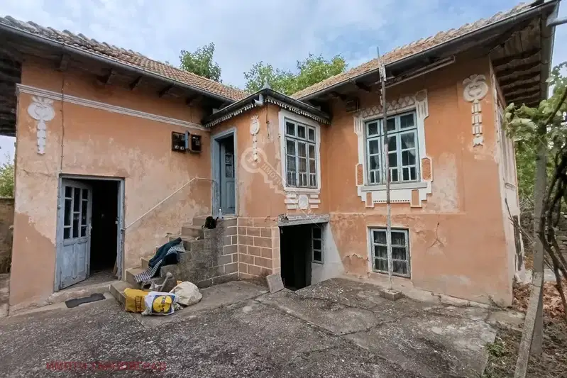 House in Veliko Tyrnovo, Kucina