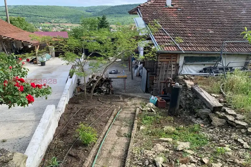House in Oblast Veliko Tyrnovo, Ledenik