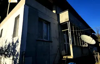 Къща във Велико Търново, с. Малки чифлик
