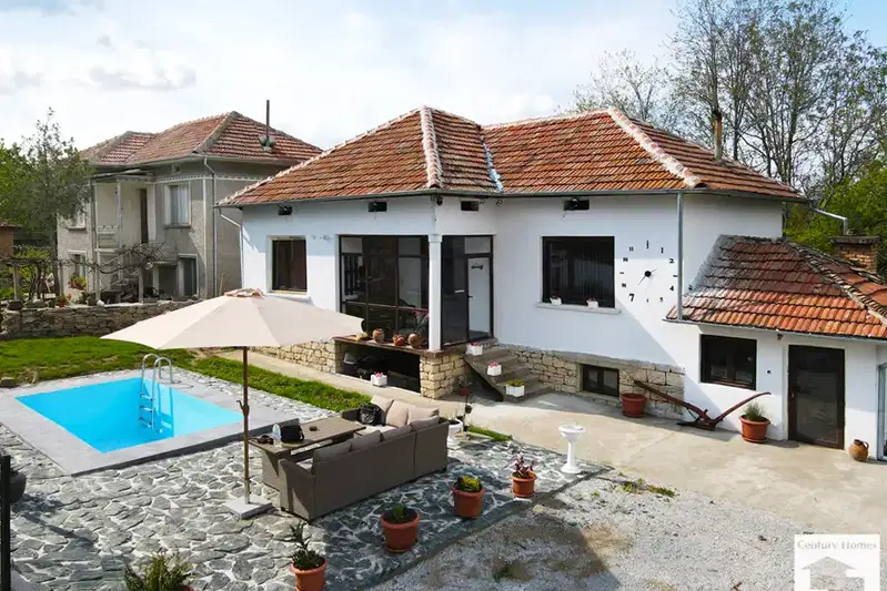 House in Oblast Veliko Tyrnovo, Maslarevo