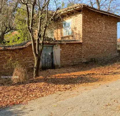 Снимка 3 — Къща във Велико Търново, с. Масларево