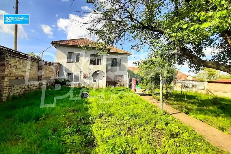 House in Oblast Veliko Tyrnovo, Maslarevo