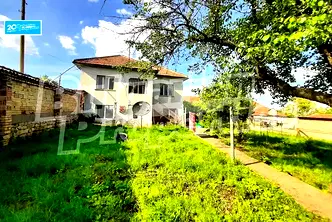 Къща във Велико Търново, с. Масларево