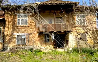 Къща във Велико Търново, с. Масларево