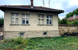 Къща във Велико Търново, с. Мерданя