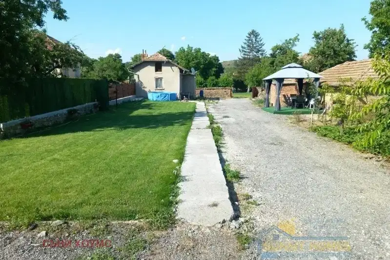 House in Oblast Veliko Tyrnovo, Mihalci