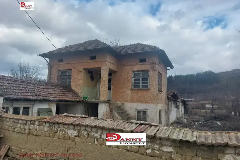 House in Oblast Veliko Tyrnovo, Mihalci