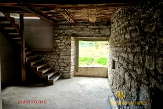 Къща във Велико Търново, с. Миндя
