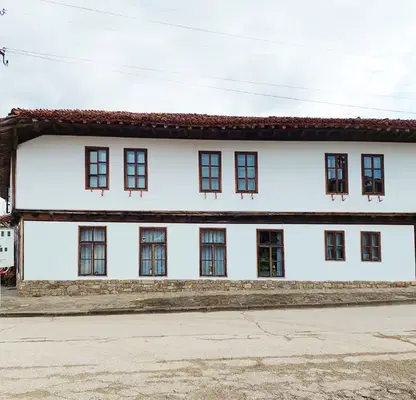 Photo 3 — House in Oblast Veliko Tyrnovo, Mindya