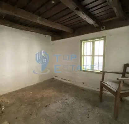 Photo 3 — House with 3 rooms in Mindya village, Veliko Tarnovo region with yard
