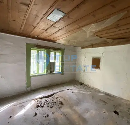 Photo 4 — House with 3 rooms in Mindya village, Veliko Tarnovo region with yard