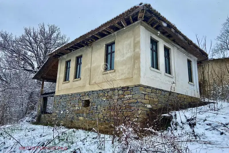 Къща във Велико Търново, с. Миндя