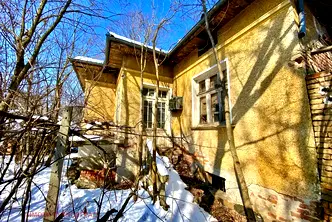 Къща във Велико Търново, с. Морава