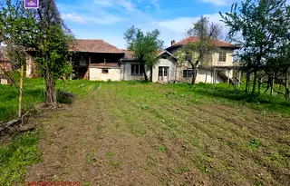 Къща във Велико Търново, с. Мусина