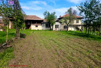 Къща във Велико Търново, с. Мусина