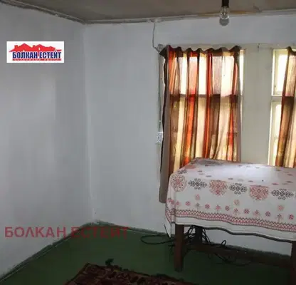 Photo 2 — House in Oblast Veliko Tyrnovo, Musina