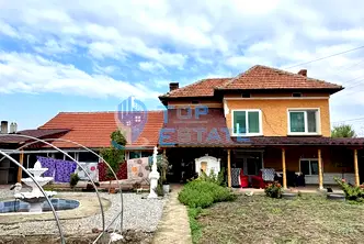 Къща във Велико Търново, с. Недан