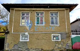 Къща във Велико Търново, с. Ново ище