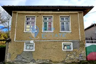 Къща във Велико Търново, с. Ново ище