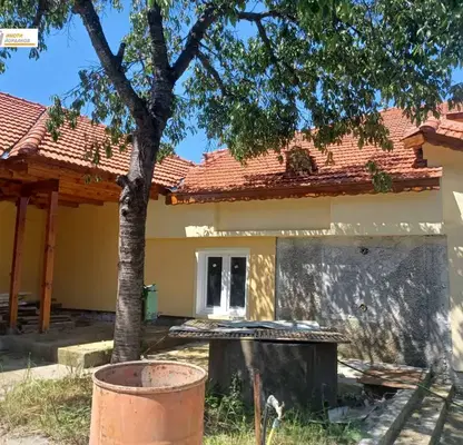 Снимка 4 — Къща във Велико Търново, с. Ново село