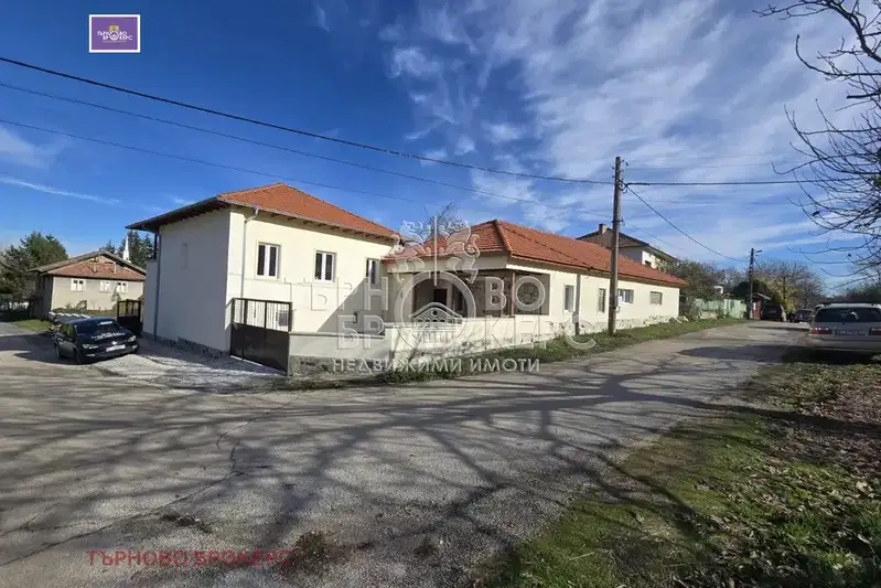 Къща във Велико Търново, с. Ново село