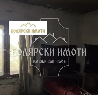 Снимка 5 — Къща във Велико Търново, с. Обединение