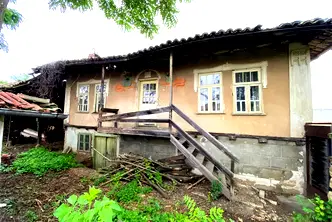Къща във Велико Търново, с. Обединение