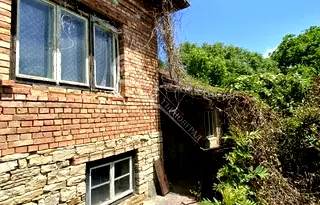 Къща във Велико Търново, с. Обединение