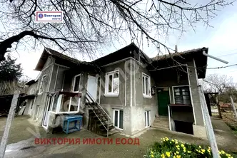 Къща във Велико Търново, с. Обединение