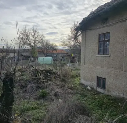 Снимка 5 — Къща във Велико Търново, с. Обединение