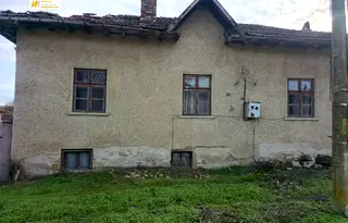 Къща във Велико Търново, с. Обединение