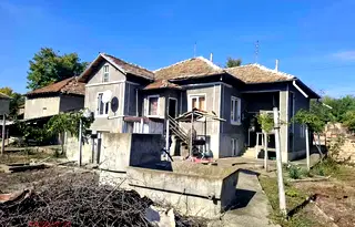 Къща във Велико Търново, с. Обединение