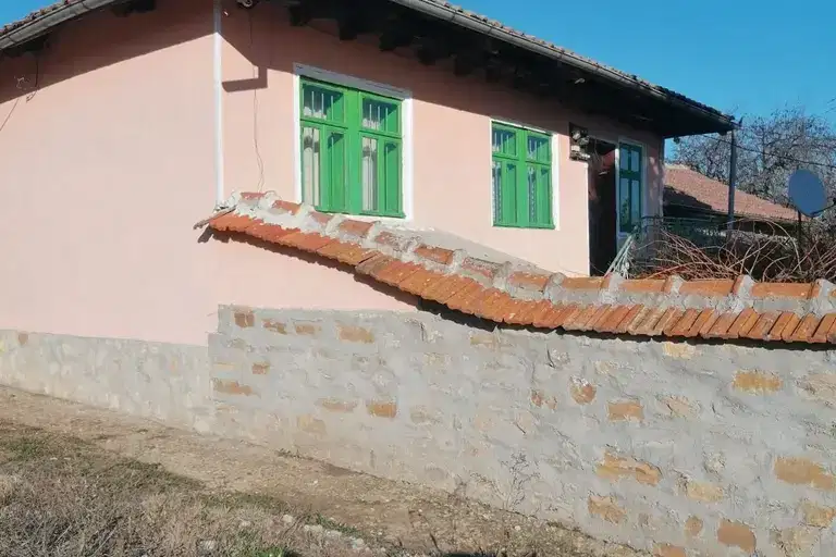 Къща във Велико Търново, с. Обединение