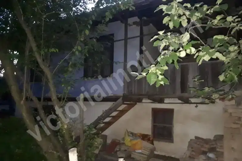 Къща във Велико Търново, с. Обединение