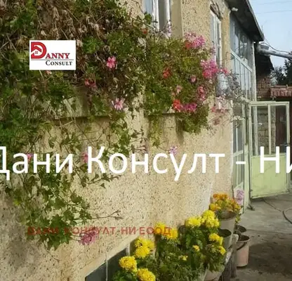 Снимка 4 — Къща във Велико Търново, с. Орловец