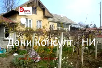 Къща във Велико Търново, с. Орловец