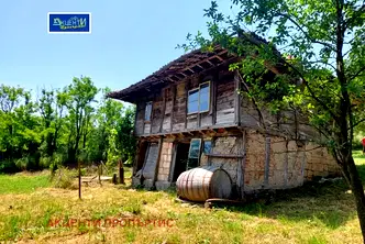 Къща във Велико Търново, с. Палици