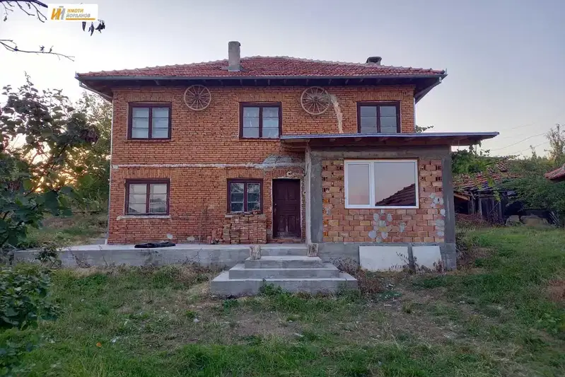 House in Oblast Veliko Tyrnovo, с. Папратлива