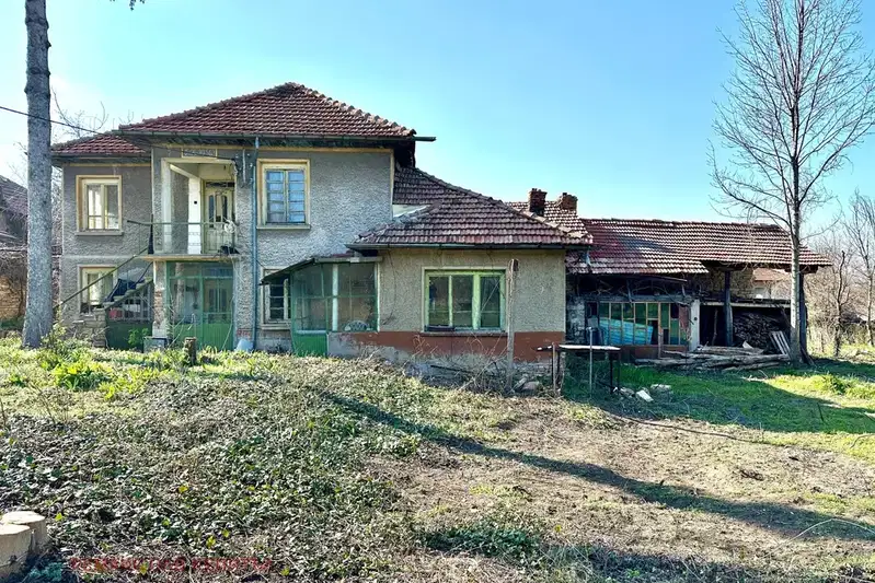 Къща във Велико Търново, с. Паскалевец