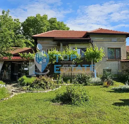 Снимка 2 — Къща във Велико Търново, с. Паскалевец