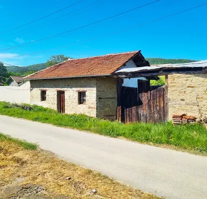 Photo 2 — House in Oblast Veliko Tyrnovo, Pchelishte