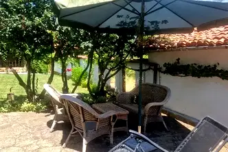Къща във Велико Търново, с. Петковци
