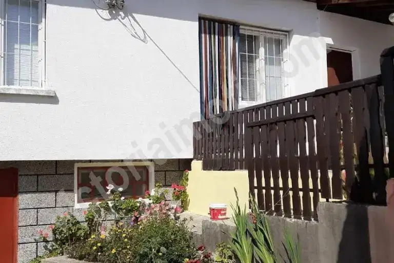 House in Oblast Veliko Tyrnovo, Petkovci