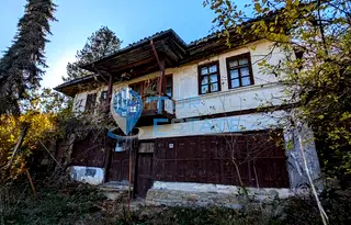 Къща във Велико Търново, с. Плаково