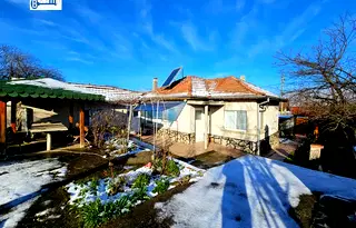 Къща във Велико Търново, с. Поликраище