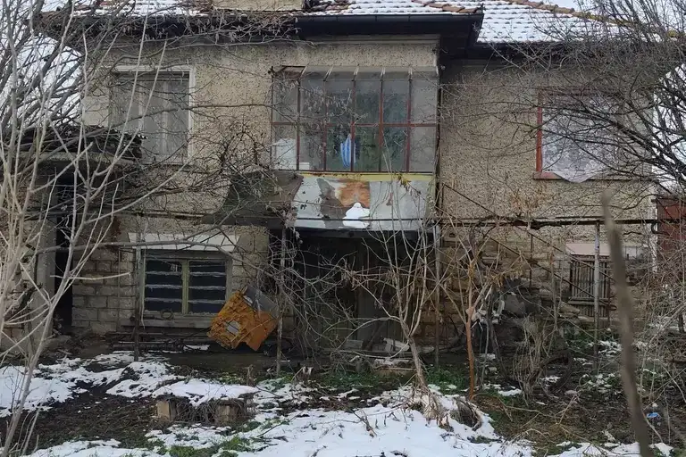 House in Oblast Veliko Tyrnovo, Polikraishte